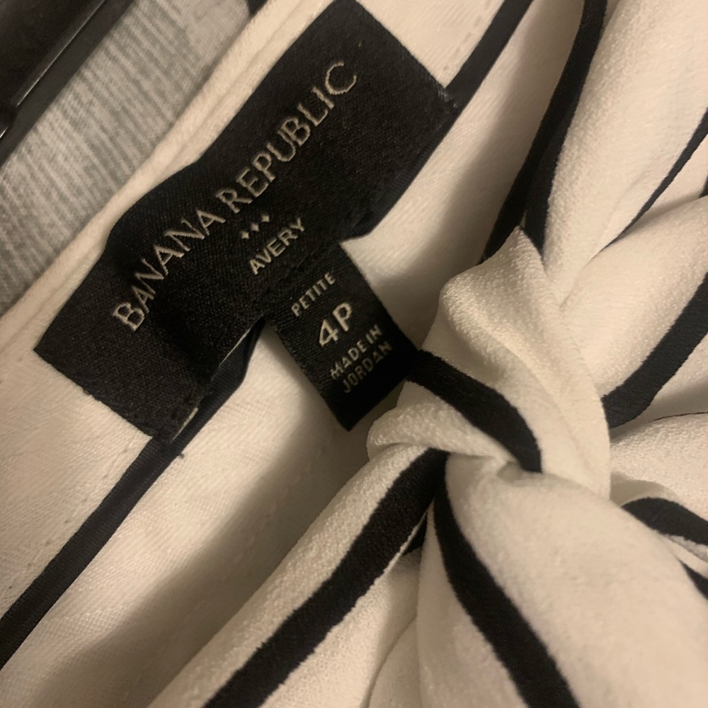 Black and white striped dress pants. Size 4 petite, Banana Republic